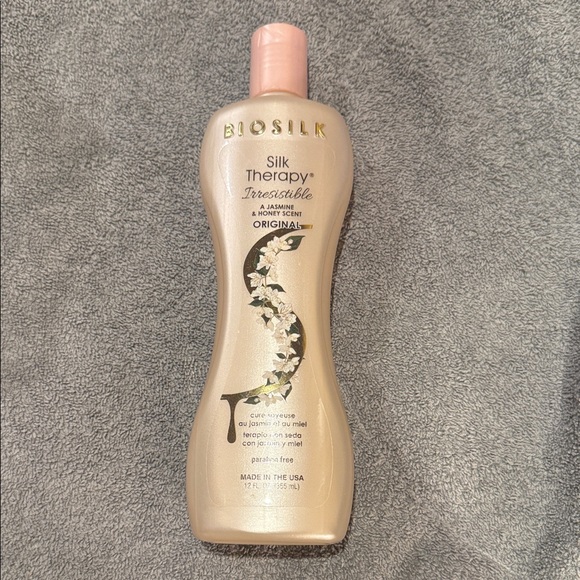 Biosilk Other - Biosilk Silk Therapy Irresistible Hair Treatment in Gold Bottle